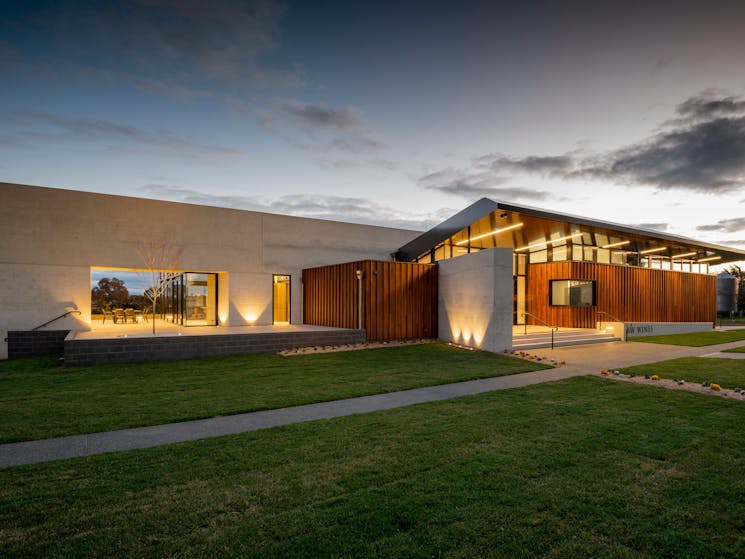 6db2e0b1cb2e79c0c4a1999ab688c5e6